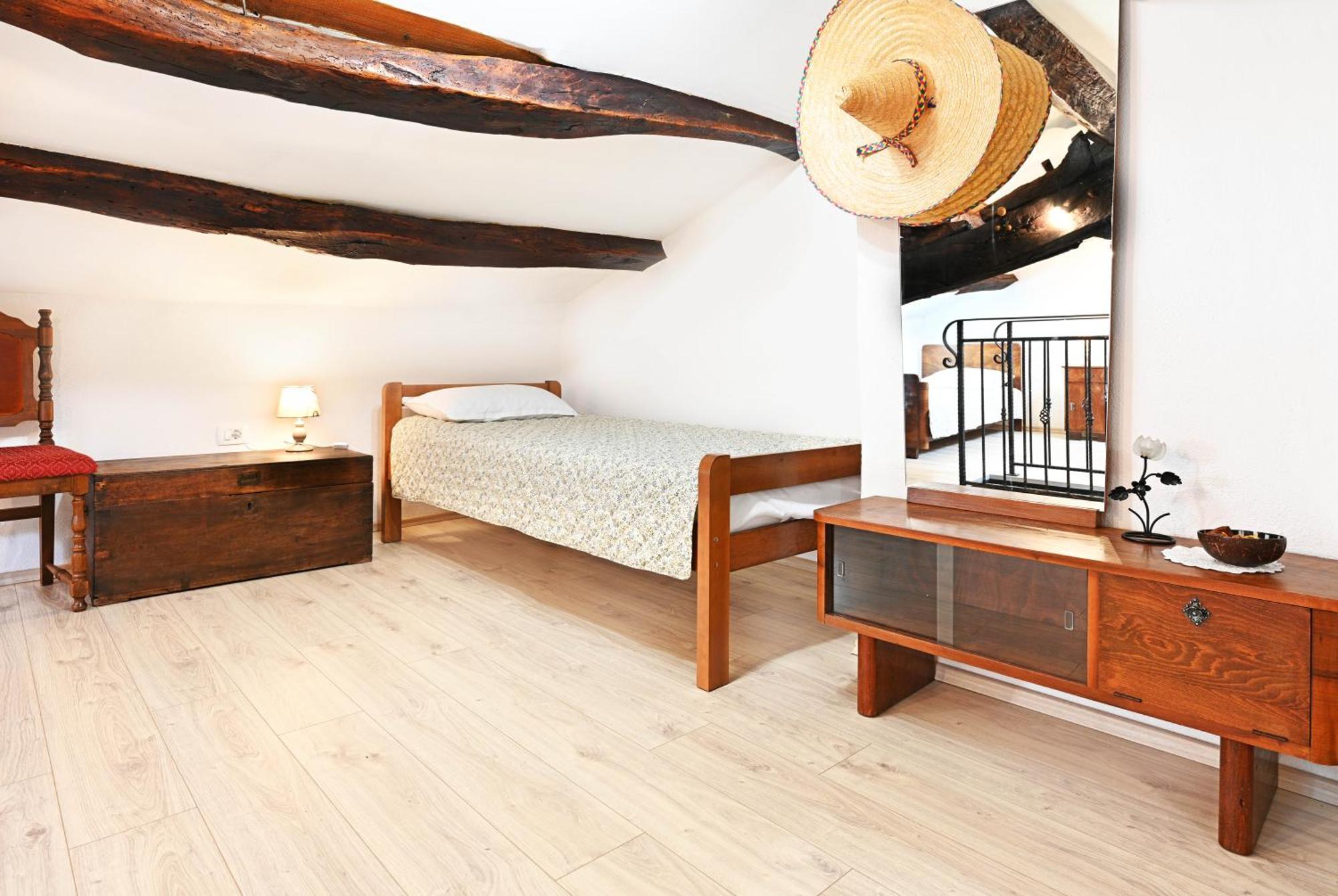 Apartman studio Baladur Roc Bagian luar foto