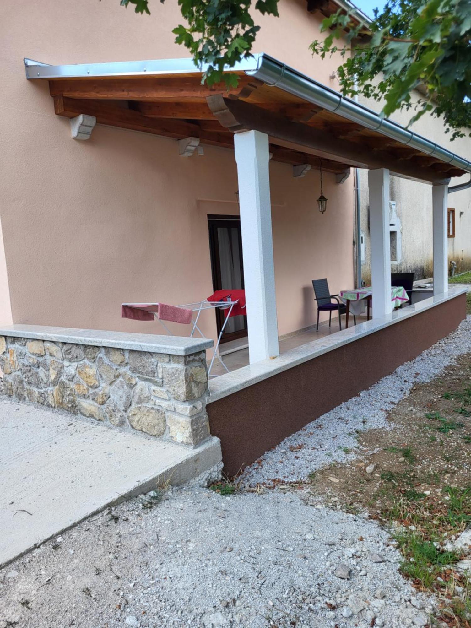 Apartman studio Baladur Roc Bagian luar foto